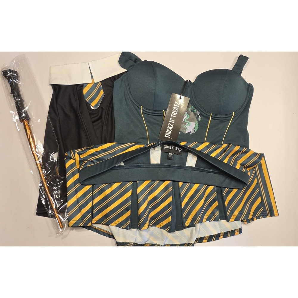 Dolls Kill Sly Wizard Costume Trickz N' Treatz Harry Potter Slytherin Womens XXL